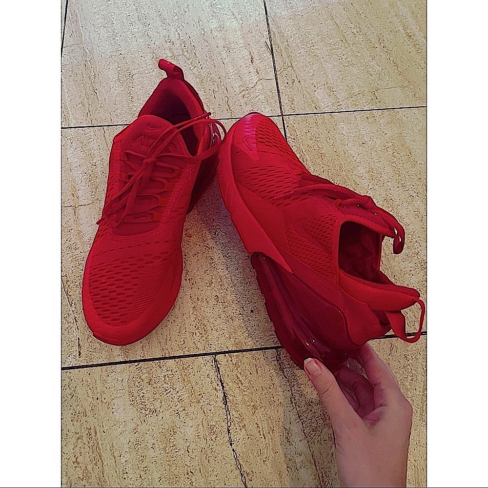 Red Nike Air Max 270